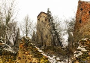 Ruina kościoła w Złotniku